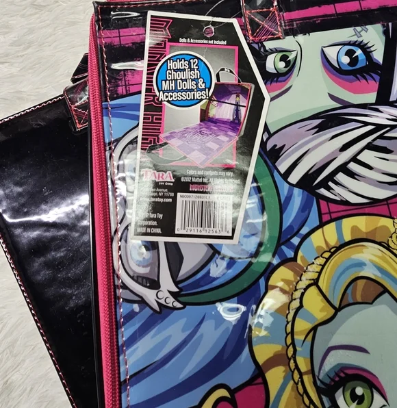 Monster High Tara Toys Carrying Doll Case 2012 Vintage Collectable - Picture 2 of 6